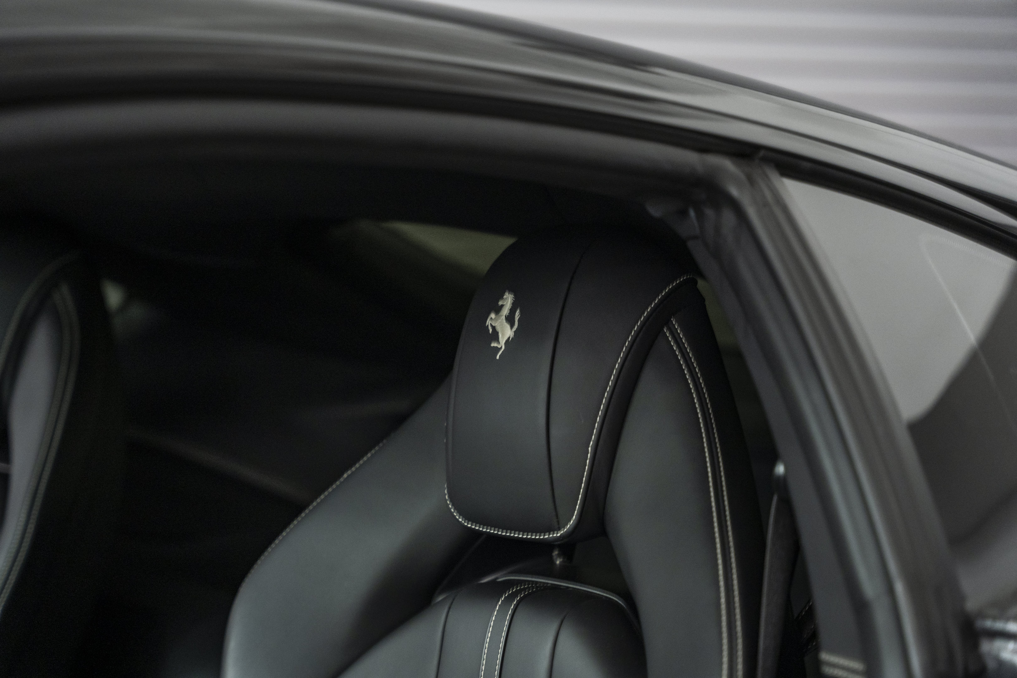 Used 2019 Ferrari 812 Superfast RWD image 21
