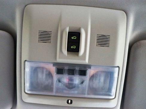 Used 2016 Land Rover LR4 HSE LUX image 44