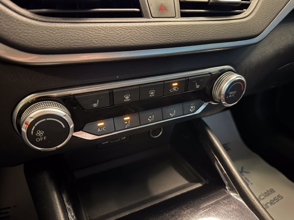 Used 2021 Nissan Altima 2.5 SV w/ SV Premium Package FWD image 15