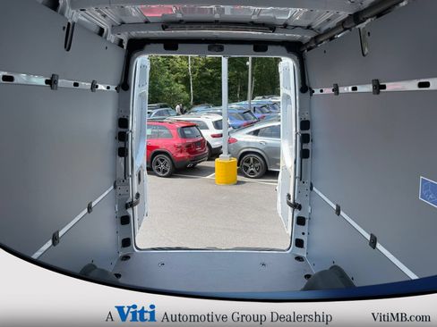 Used 2026 Mercedes-Benz Sprinter 2500 image 19