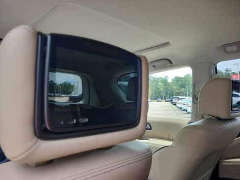 Used 2021 Nissan Armada Platinum w/ Captain's Chairs Package AWD/4WD image 29
