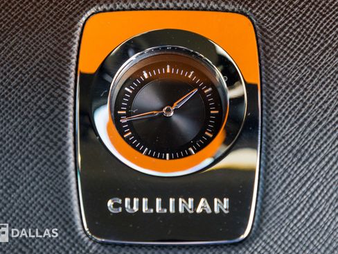 Used 2023 Rolls-Royce Cullinan w/ Cullinan Package image 28