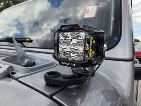 Certified 2019 Jeep Wrangler Unlimited Sahara AWD/4WD image 21