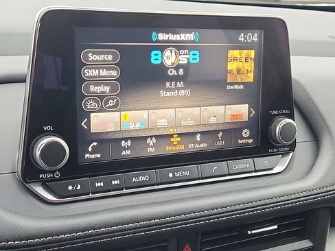 Used 2024 Nissan Rogue SV image 16