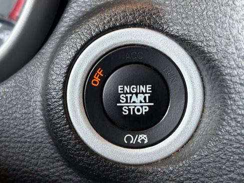 Used 2019 Dodge Journey GT w/ Nav & Sun Group AWD/4WD image 21