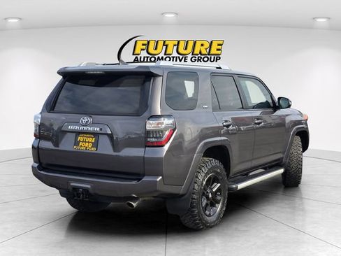 Used 2016 Toyota 4Runner SR5 Premium AWD/4WD image 4