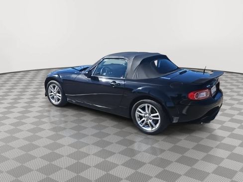 Used 2009 MAZDA MX-5 Miata Sport image 6