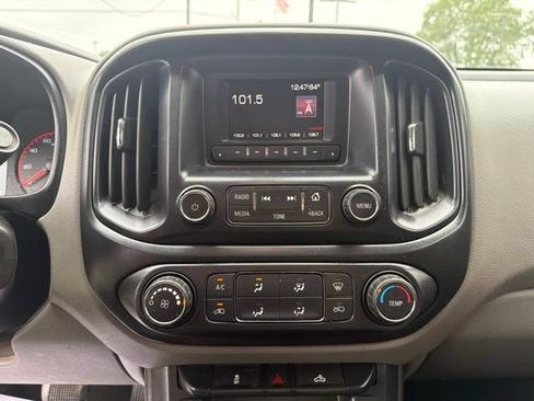 Used 2015 GMC Canyon W/T RWD image 18