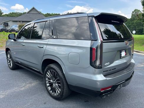 Used 2023 Cadillac Escalade V AWD/4WD image 23