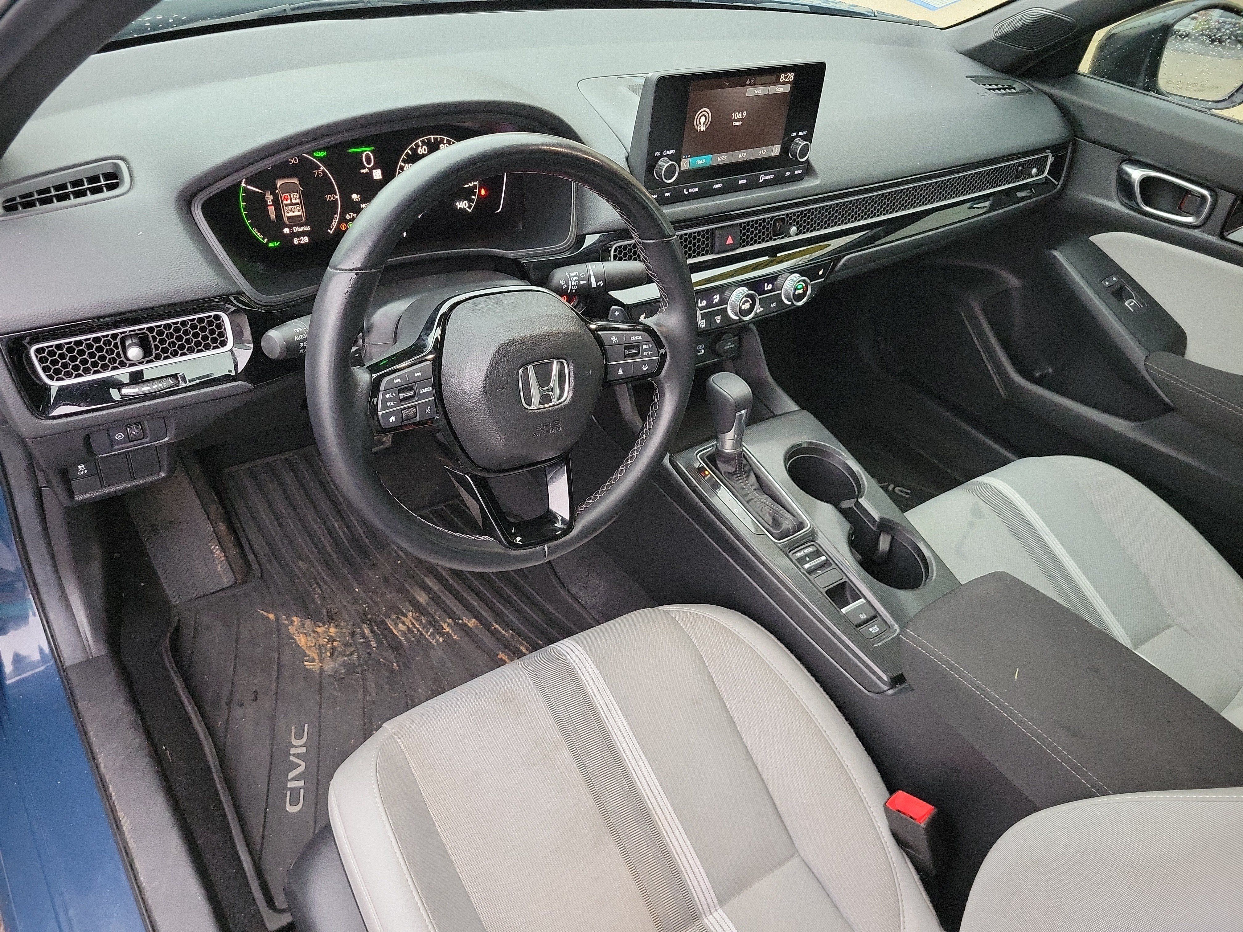 Used 2025 Honda Civic Sport image 8