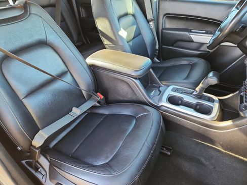 Used 2018 Chevrolet Colorado ZR2 image 14