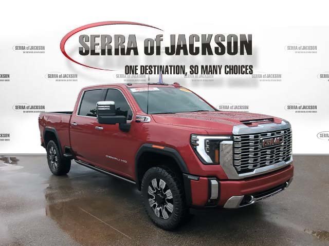 Used 2024 GMC Sierra 2500 Denali w/ Denali Reserve Package AWD/4WD image 2
