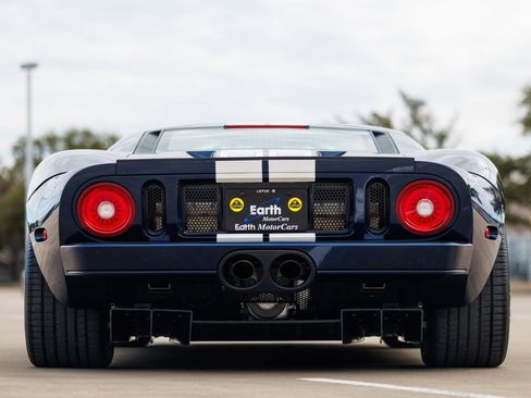 Used 2006 Ford GT image 20
