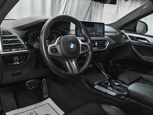 Used 2025 BMW X4 xDrive30i image 20