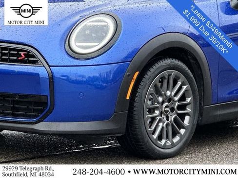 Certified 2025 MINI Cooper S image 10