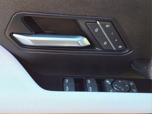 Used 2025 GMC Hummer EV 3X AWD/4WD image 18