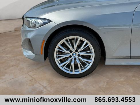 Used 2023 BMW 330i xDrive Sedan w/ Premium Package AWD/4WD image 9