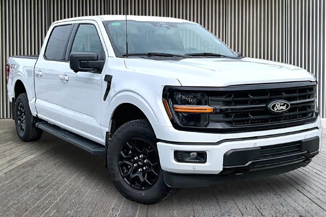 Used 2025 Ford F150 XLT w/ Equipment Group 302A MID AWD/4WD image 10