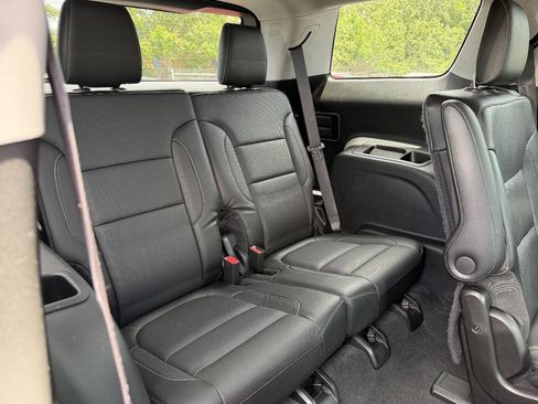 Used 2018 GMC Acadia SLT FWD image 16