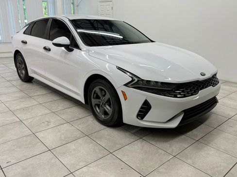 Used 2021 Kia K5 LXS FWD image 1