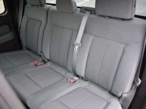 Used 2014 Ford F150 XLT w/ XLT Chrome Package image 21