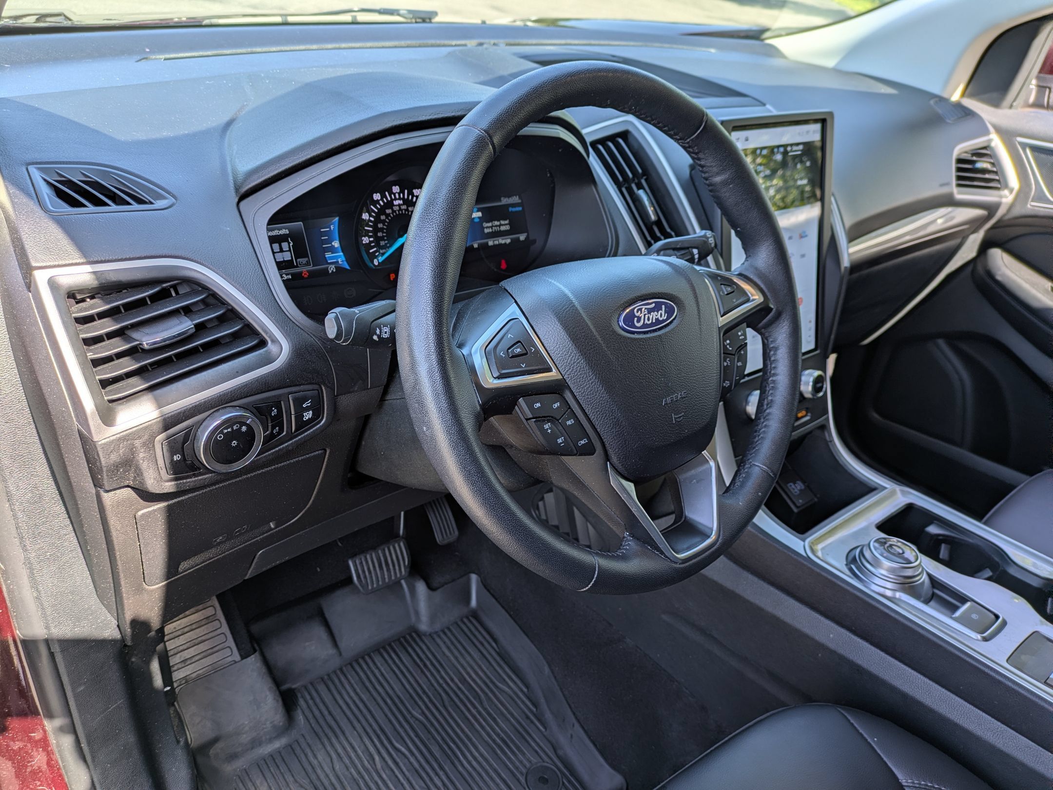 Certified 2024 Ford Edge SEL w/ Convenience Package AWD/4WD image 8