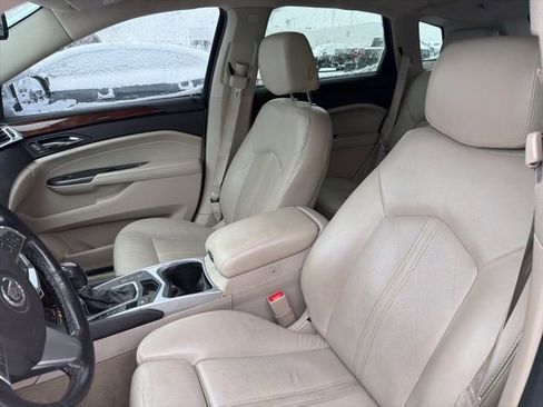 Used 2012 Cadillac SRX Luxury image 7