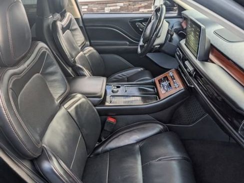 Used 2020 Lincoln Aviator Reserve w/ Equipment Group 201A image 33