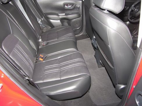 Certified 2024 Honda HR-V EX-L image 18