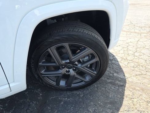Used 2025 Jeep Compass Limited w/ Driver Assist Group I AWD/4WD image 53