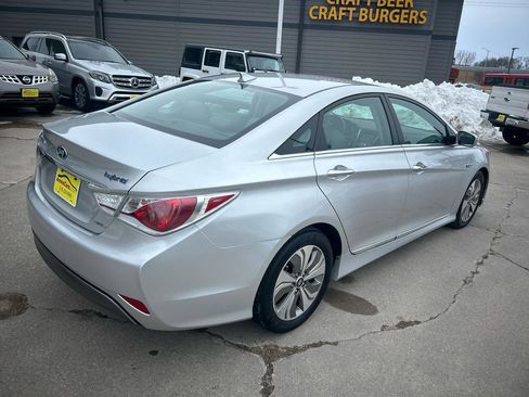 Used 2013 Hyundai Sonata Limited image 3