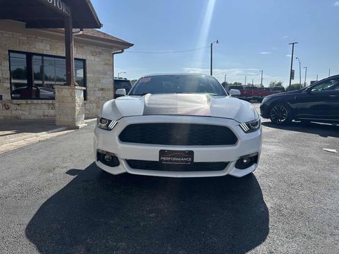 Used 2015 Ford Mustang GT RWD image 7
