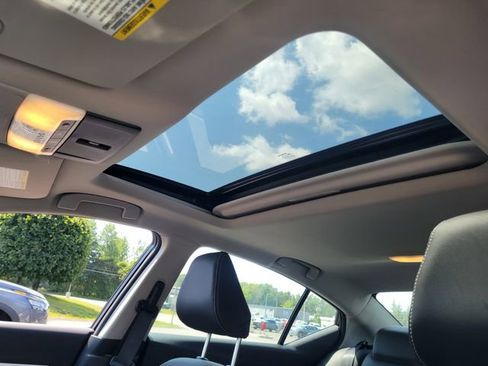 New 2025 Nissan Altima 2.5 SR w/ SR Premium Package image 33