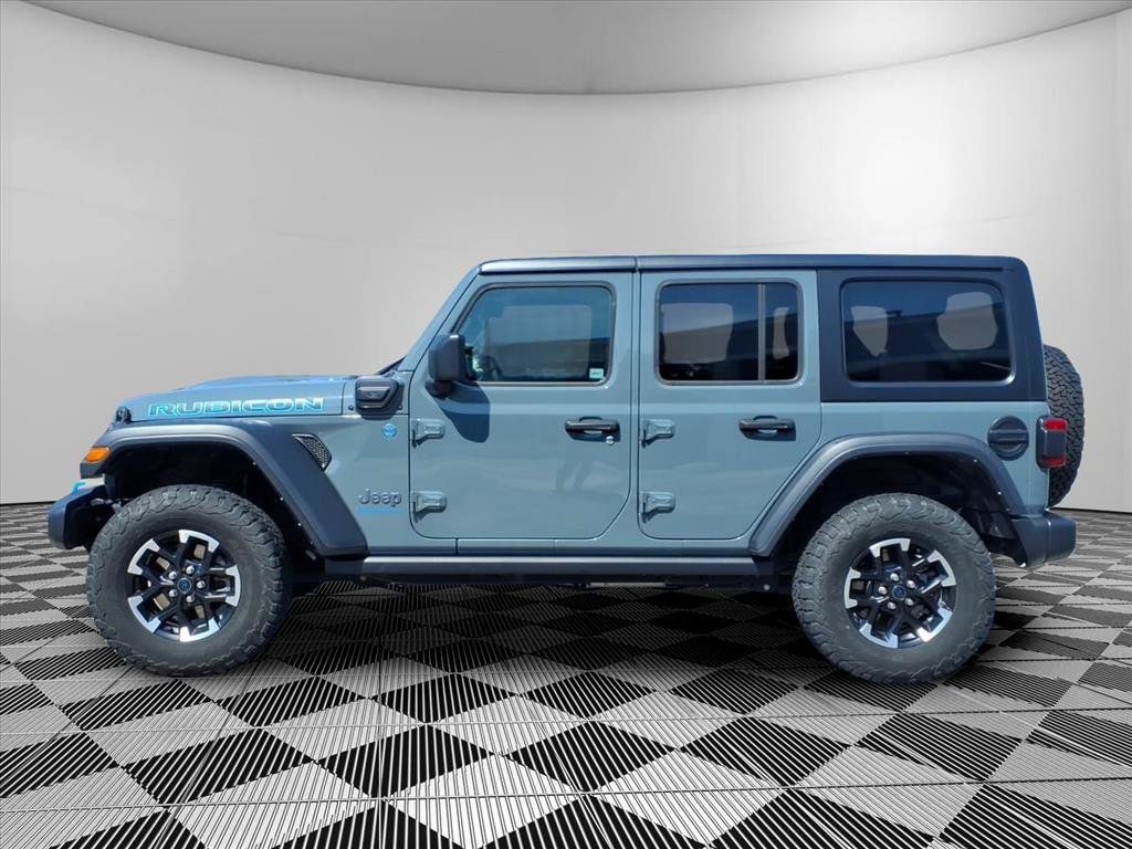 Used 2024 Jeep Wrangler Unlimited Rubicon 4xe w/ Technology Group AWD/4WD image 26