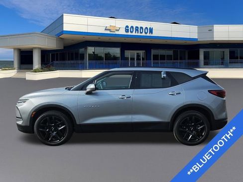 Used 2024 Chevrolet Blazer LT w/ Convenience Package image 3