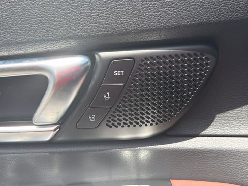 Used 2024 Kia Telluride SX Prestige AWD/4WD image 22