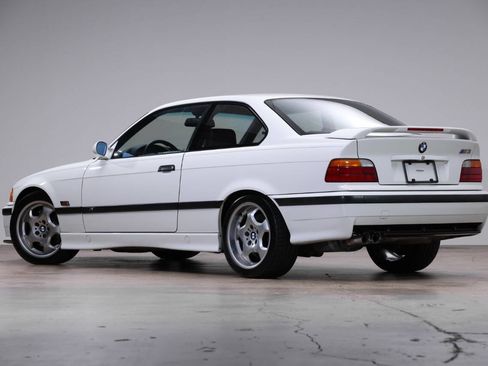 Used 1996 BMW M3 Coupe image 25