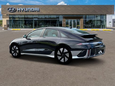 New 2025 Hyundai Ioniq 6 SE AWD/4WD image 4