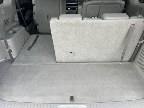 Used 2015 Toyota Highlander XLE AWD/4WD image 16