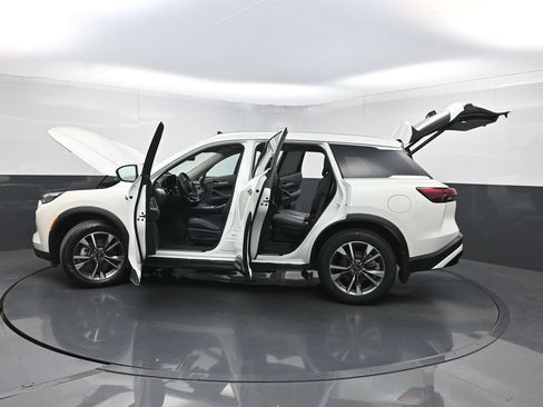 Used 2023 INFINITI QX60 Luxe FWD image 40