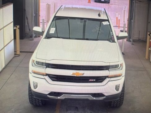 Used 2018 Chevrolet Silverado 1500 LT w/ All Star Edition image 2