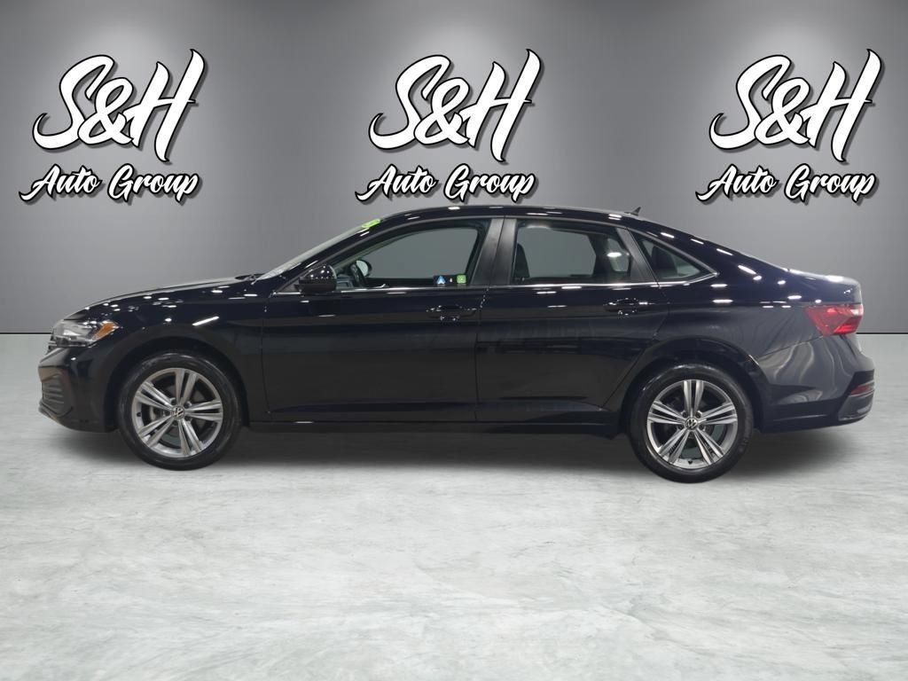 Used 2023 Volkswagen Jetta SE FWD image 14