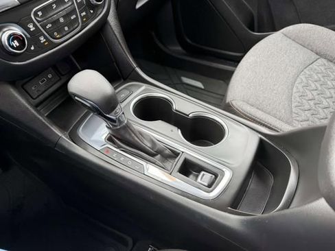 Certified 2023 Chevrolet Equinox LT image 23