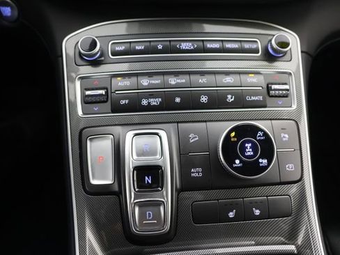 Used 2023 Hyundai Santa Fe SEL Premium image 15