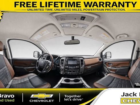 Used 2018 Nissan Titan Platinum Reserve w/ Platinum Utility Package AWD/4WD image 13
