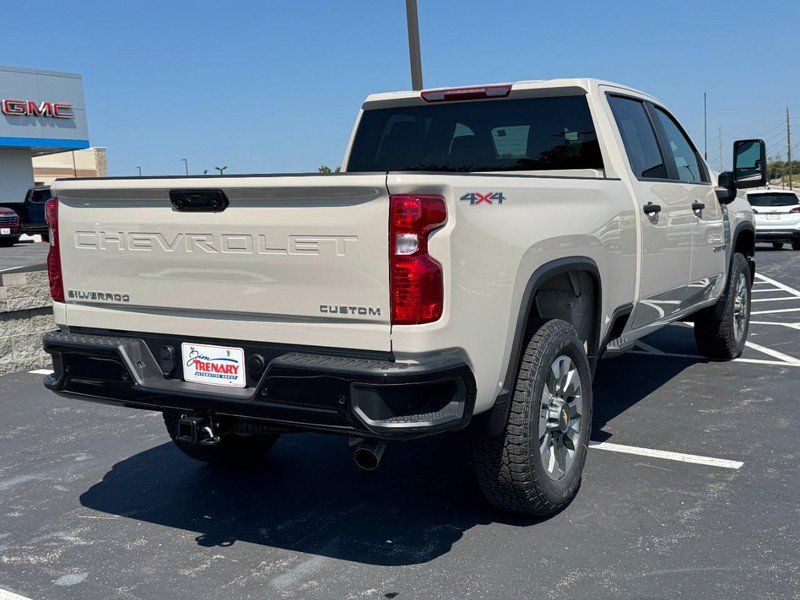 New 2026 Chevrolet Silverado 2500 Custom w/ Custom Value Package AWD/4WD image 20