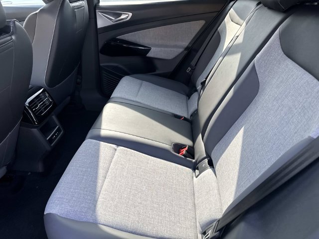 New 2026 Volkswagen ID.4 Pro AWD/4WD image 11