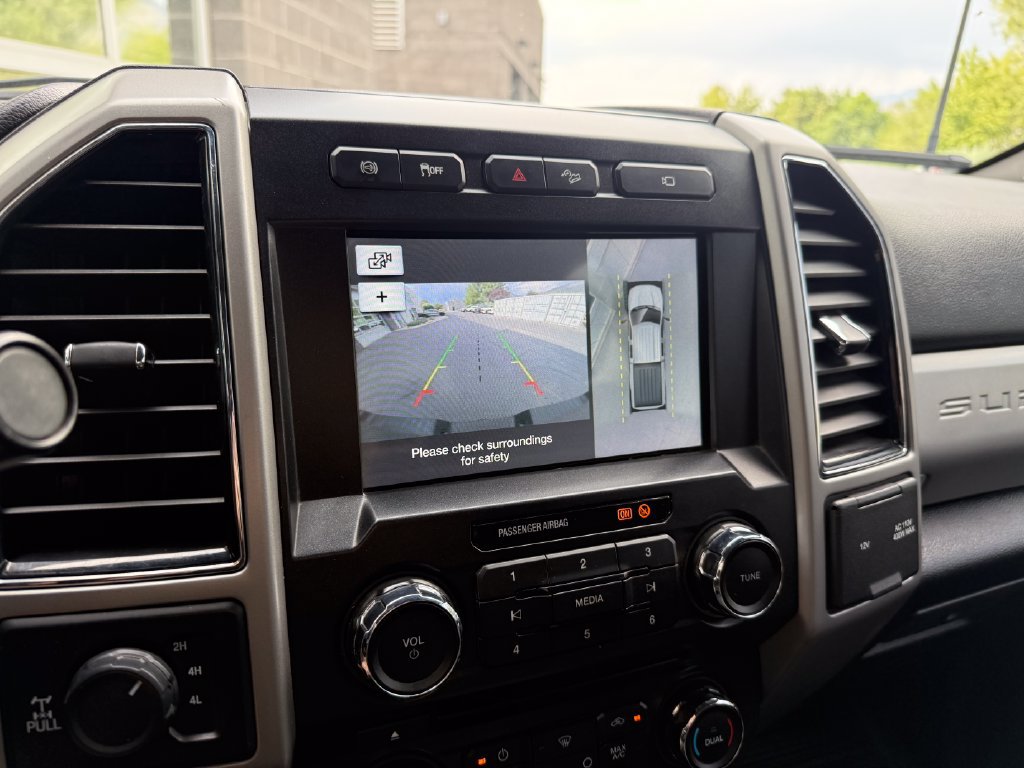 Used 2018 Ford F350 Lariat w/ Chrome Package AWD/4WD image 29