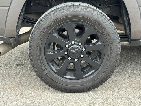 Used 2022 RAM 3500 Laramie AWD/4WD image 8