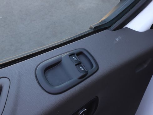 Used 2024 Ford Transit 350 XLT image 21